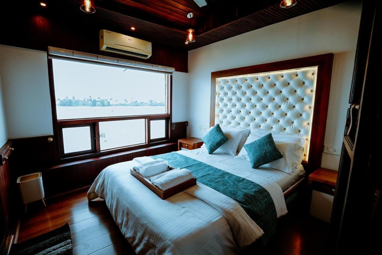 Why Not Houseboat 호텔 Alappuzha 외부 사진